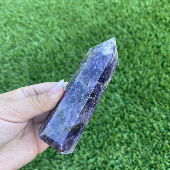 Amethyst Tower - Picture 2 of 11